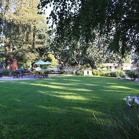 Meadowlark Inn ソルバング エクステリア 写真
