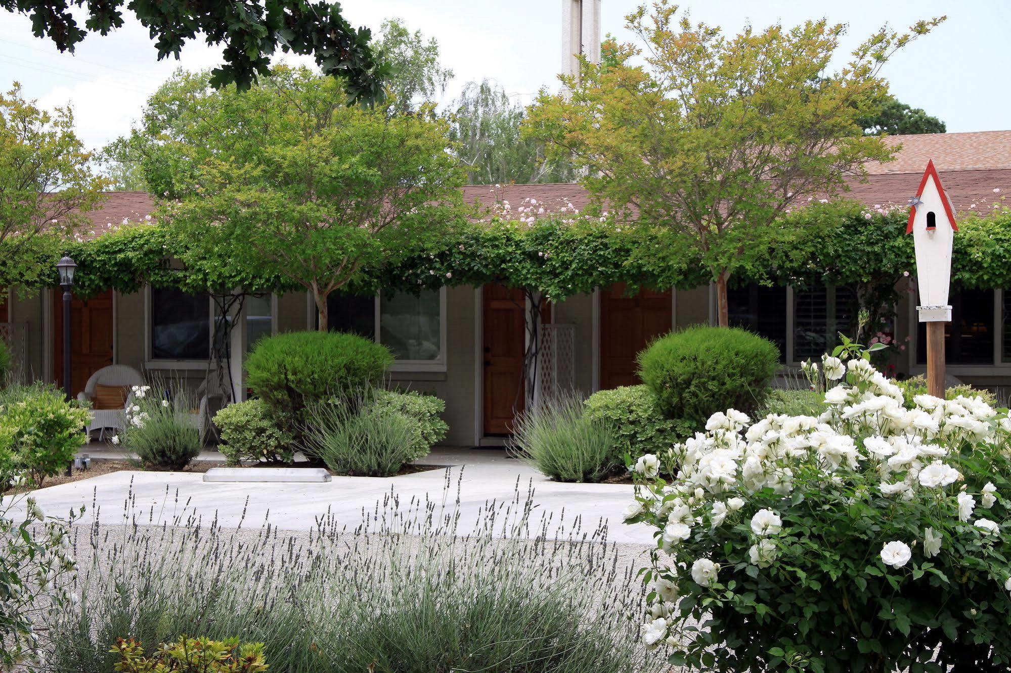 Meadowlark Inn ソルバング エクステリア 写真